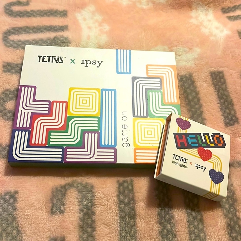 Eyeshadow palette